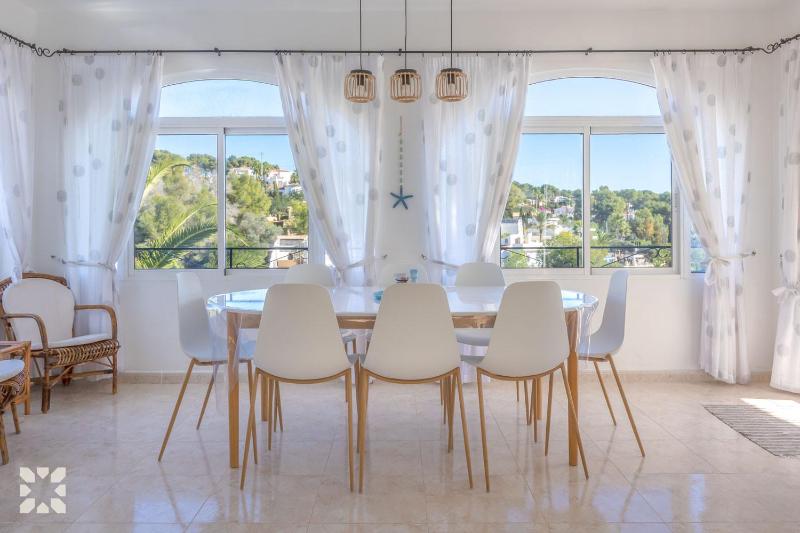 Villa Louise by Abahana Villas - image 7