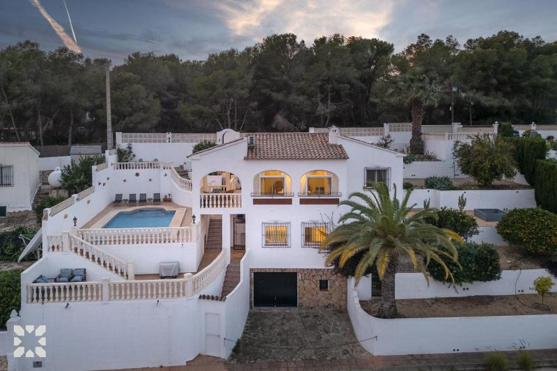 Villa Louise by Abahana Villas - image 12