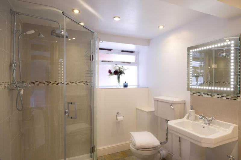 Family Suite - Ground Floor image 4