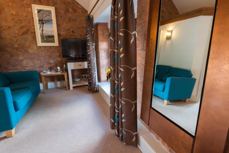 Junior Suite - First Floor image 4