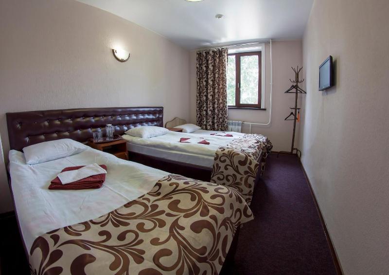 Bed in 3-Bed Dormitory Room image 3