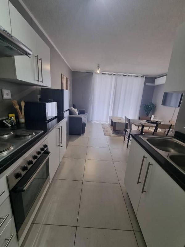 City Junction Self-Catering Windhoek unit 1102 - image 2