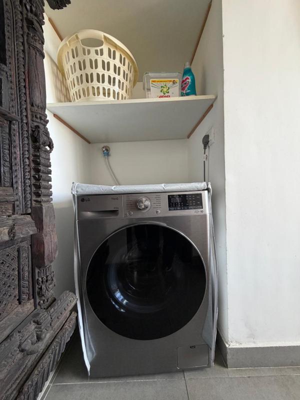 Spacious 4 Bedroom Vacation Home in Kathmandu - image 16
