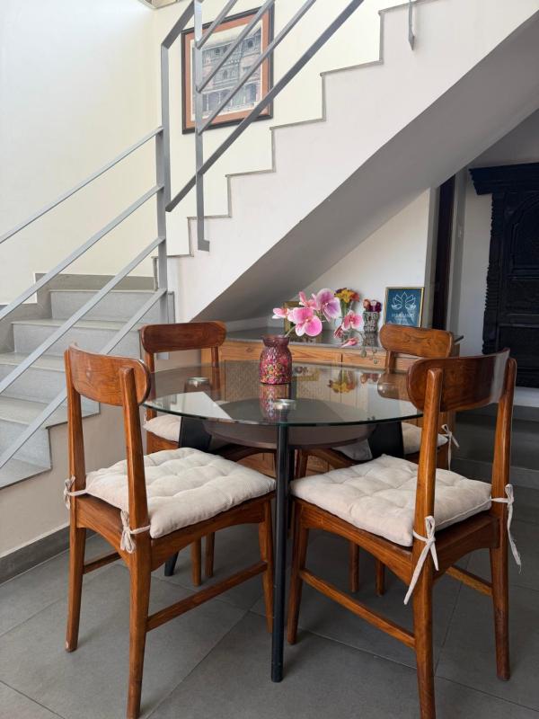 Spacious 4 Bedroom Vacation Home in Kathmandu - image 11
