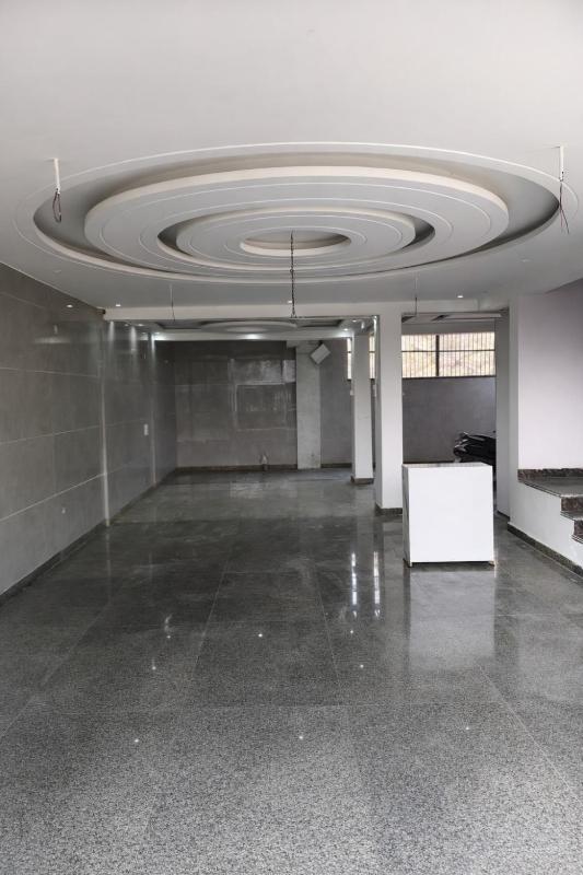 Spacious 2BHK Apartment - Near India Expo Mart - image 20