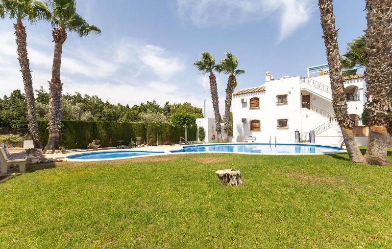 Beautiful Home In Orihuela Costa - image 14