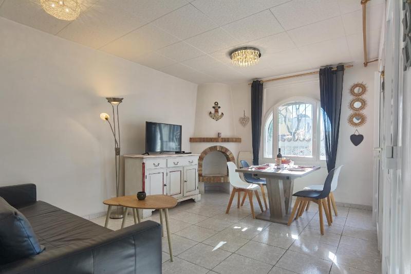 LEON INMO Chalet Amira - 10191 - image 11