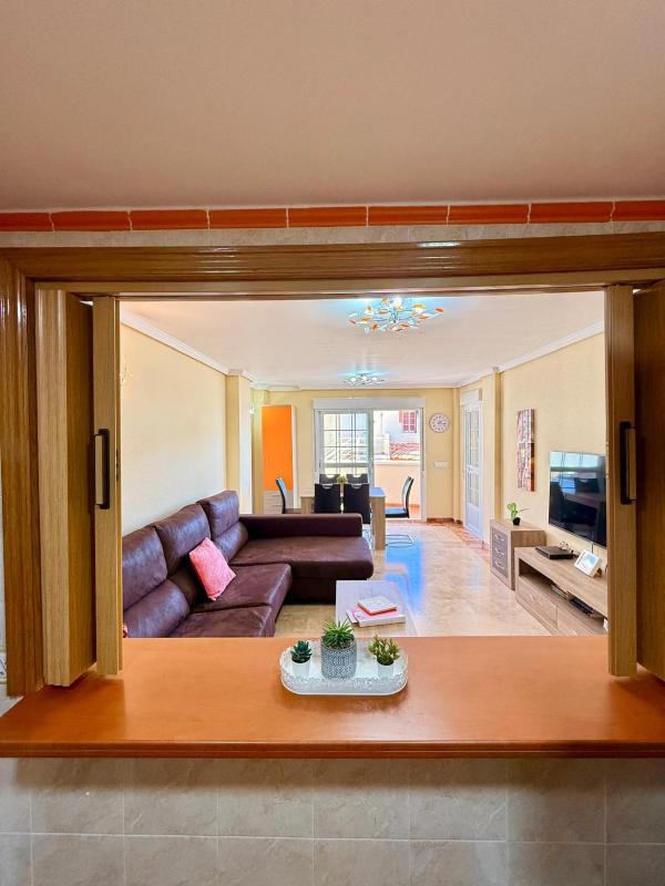 Large Apartment with Sea Views & Terrace - image 29