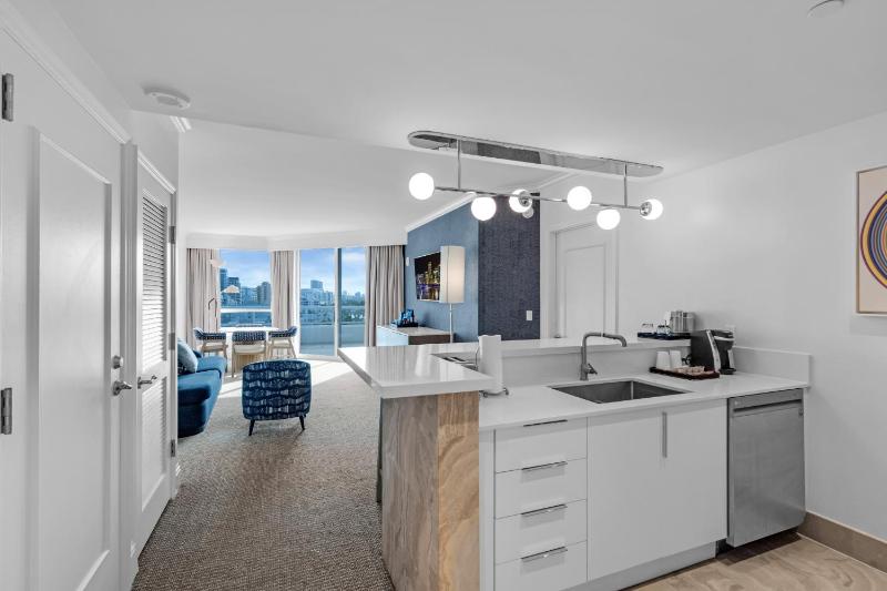 Apartment Brickhouse Living - image 2