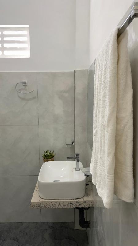 Nice Place - image 8