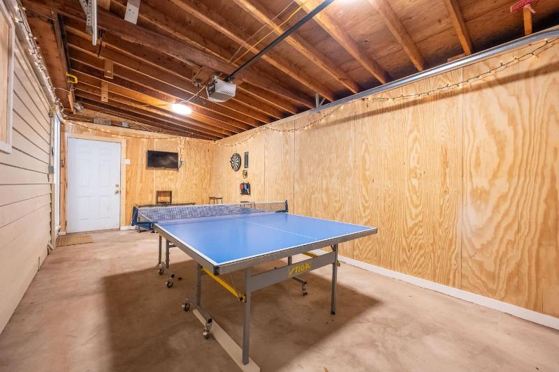 Charming Cottage - Game Room - Yard- Family Friendly - image 9