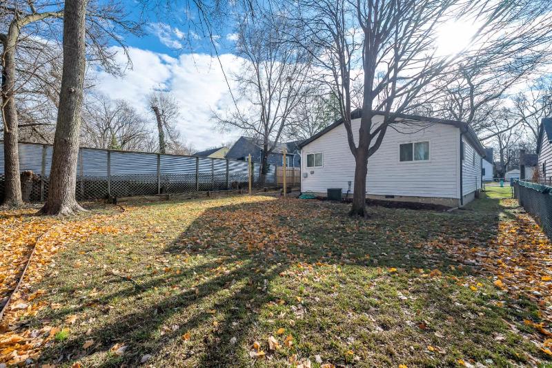 Charming Cottage - Game Room - Yard- Family Friendly - image 23
