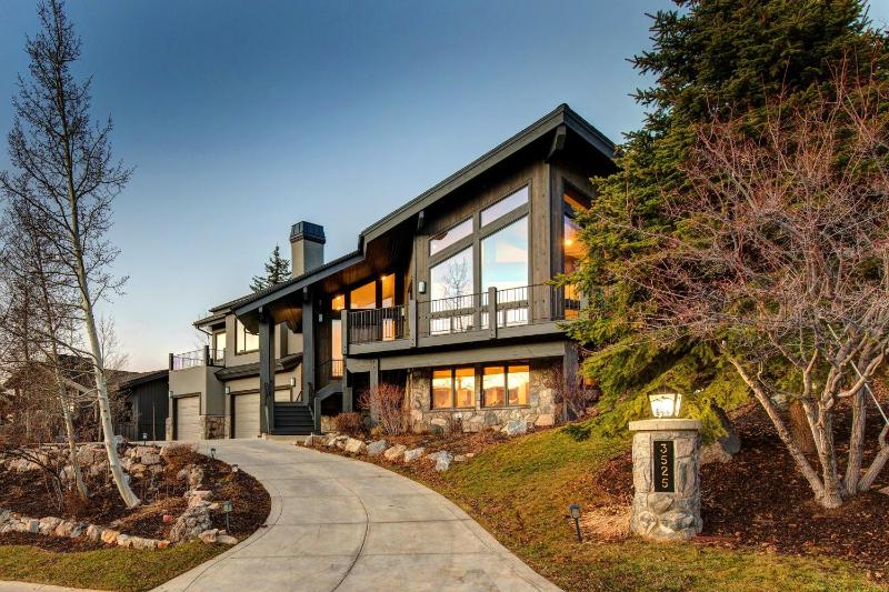 Abode at Bluebird - image 1