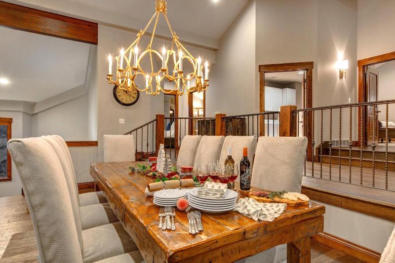Abode at Bluebird - image 19