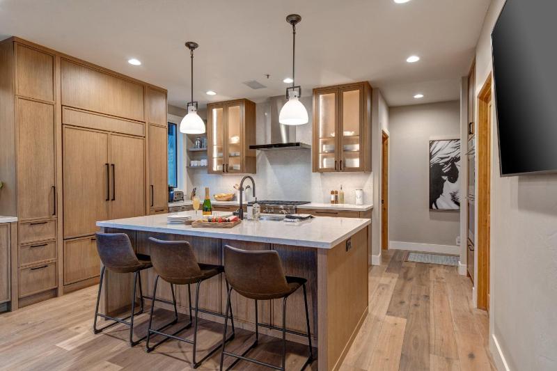 Abode at Oak Haven - image 33