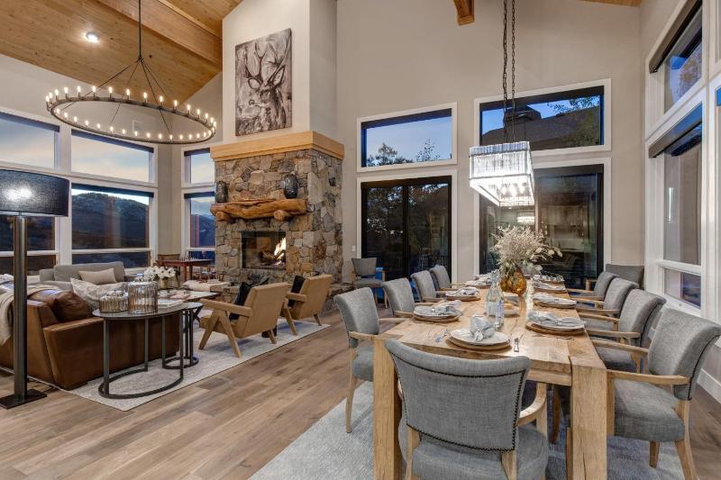 Abode at Oak Haven - image 20
