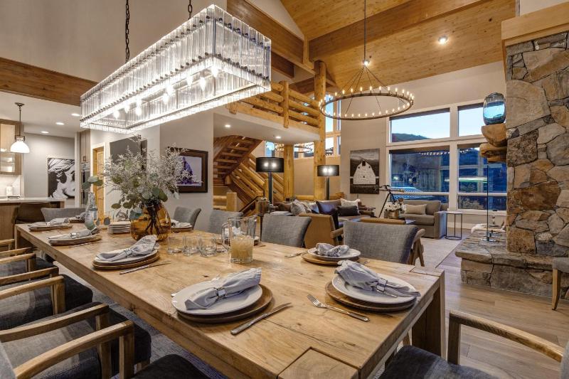 Abode at Oak Haven - image 35