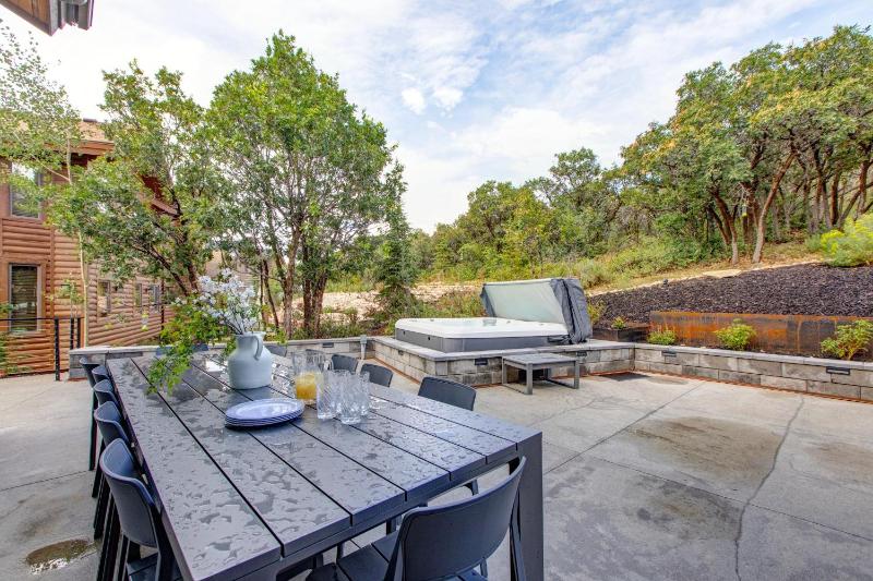 Abode at Oak Haven - image 15