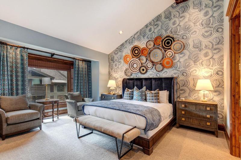 Abode at The Inn - image 39
