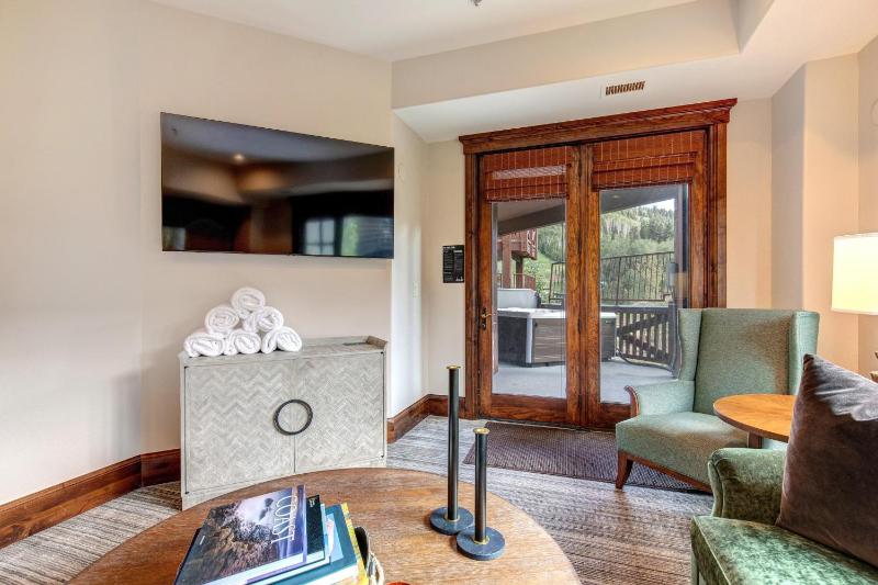 Abode at The Inn - image 32