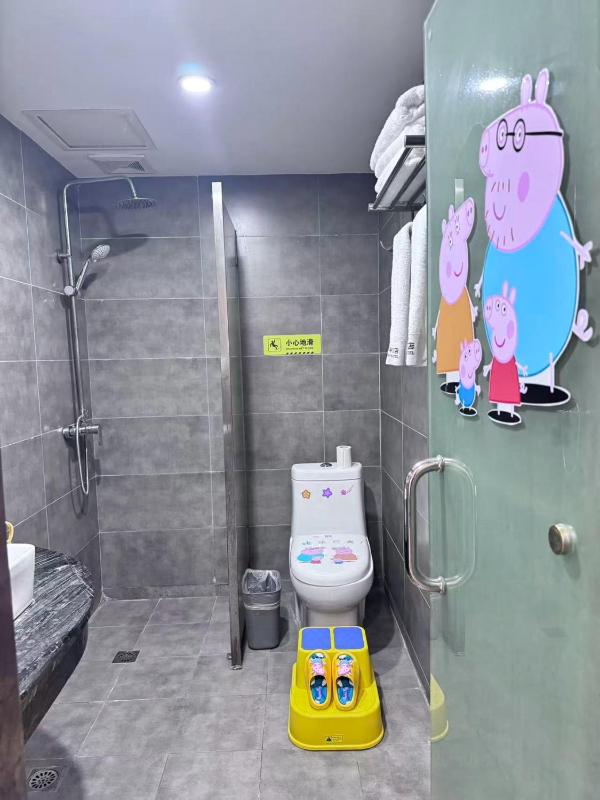 芳华City View酒店 解放碑洪崖洞店 - image 14