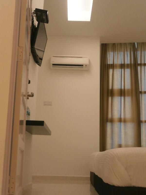 F.M GUESTHOUSE - image 22