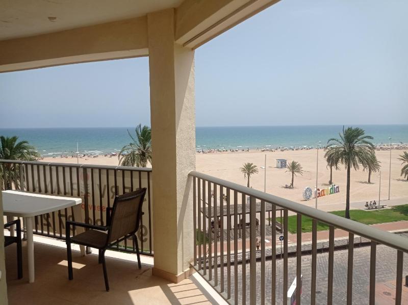 Apartamentos Infante Primera Linea - Solo Familias Serviplaya - image 18