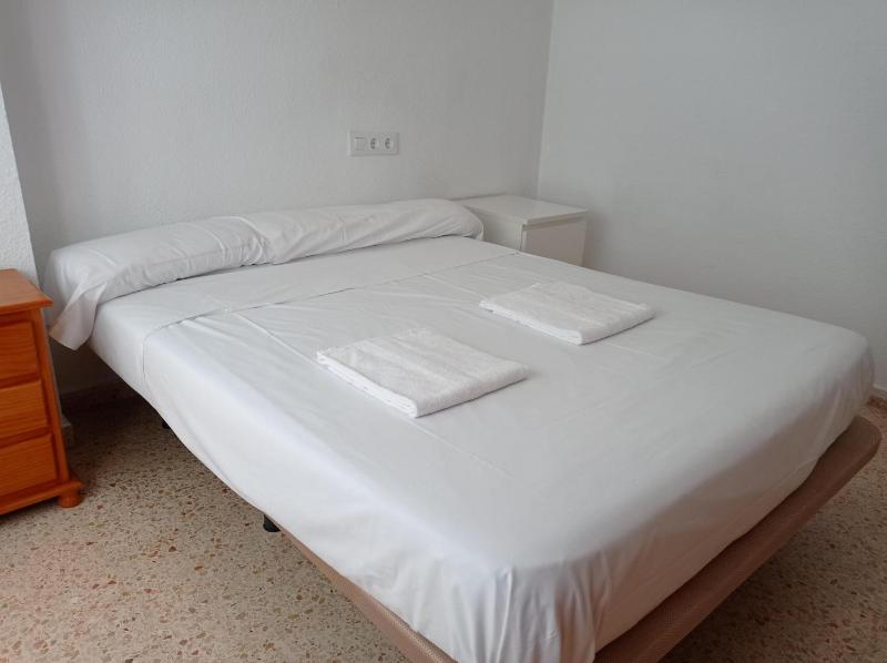 Apartamentos Bonaire 1ª Linea Wifi Solo Familias Serviplaya - image 2