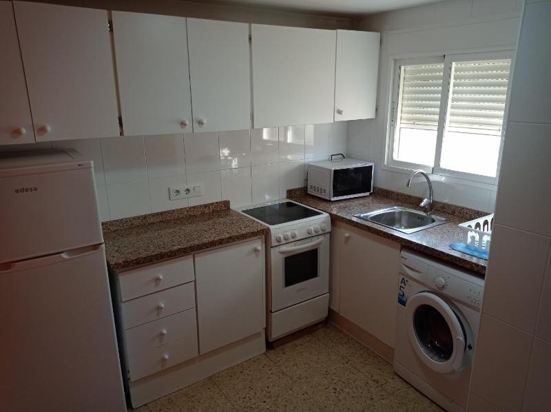 Apartamentos Bonaire 1ª Linea Wifi Solo Familias Serviplaya - image 4