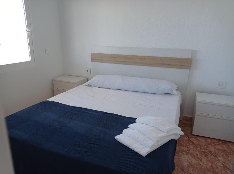 Apartamentos Bonaire 1ª Linea Wifi Solo Familias Serviplaya - image 23