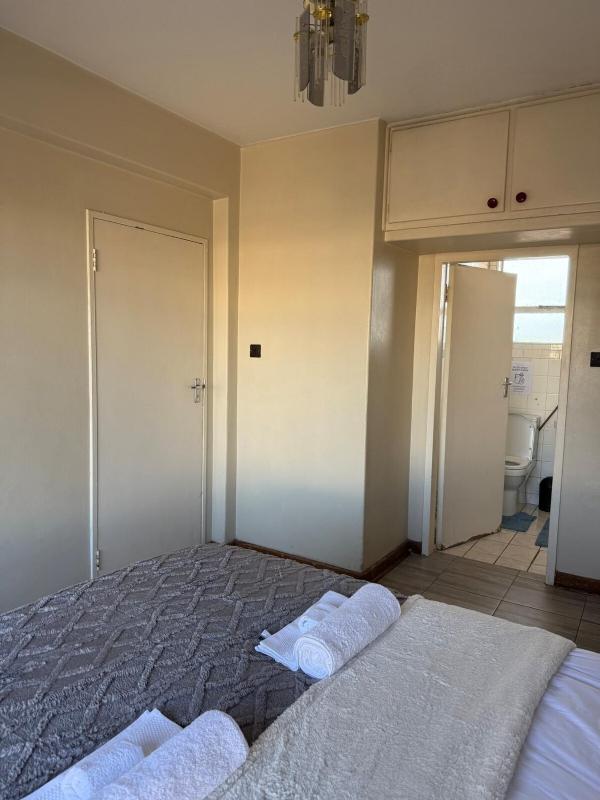 Dee's Place - image 3