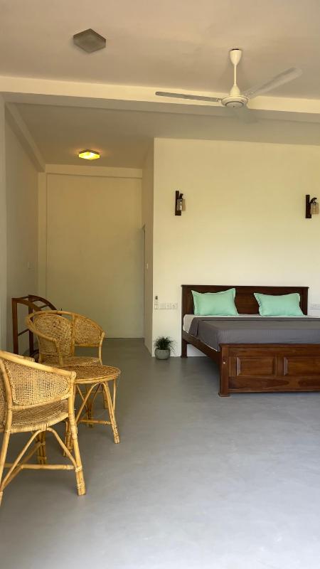 Nice Place - image 7