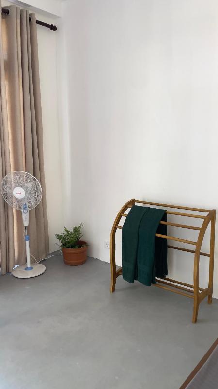 Nice Place - image 3