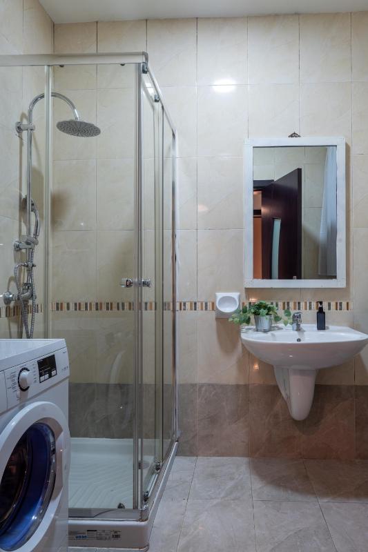 LA88 Belmonte Apartment - image 5