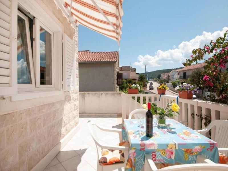 Apartment Anec - image 1