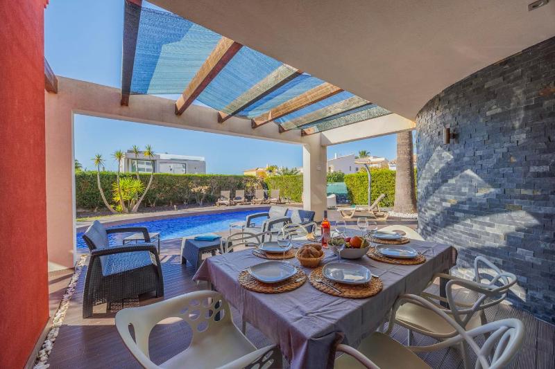 Villa Gale by Vintage Travel - image 6