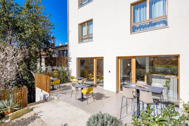Pula Residence - image 36