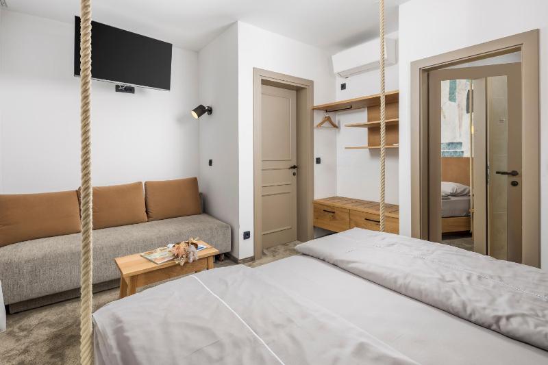 Pula Residence - image 13
