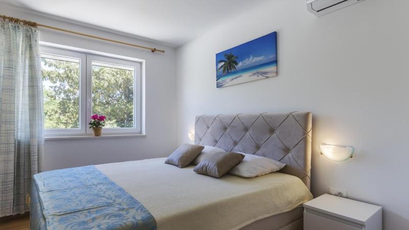 Beautiful Villa Ana with pool in Labin - image 17