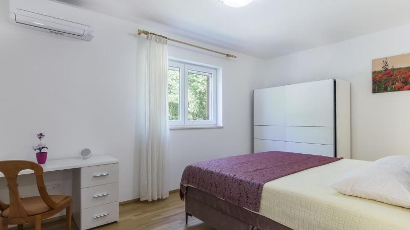 Beautiful Villa Ana with pool in Labin - image 22