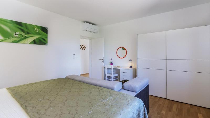 Beautiful Villa Ana with pool in Labin - image 30