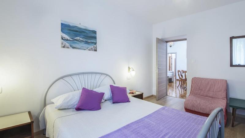 Beautiful Villa Ana with pool in Labin - image 9