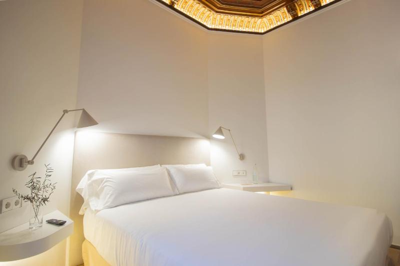 Storni Barcelona by Forget me not - image 11
