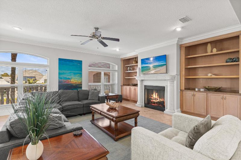 Large Pool - Hot Tub - Elevator - Gated Community - image 30