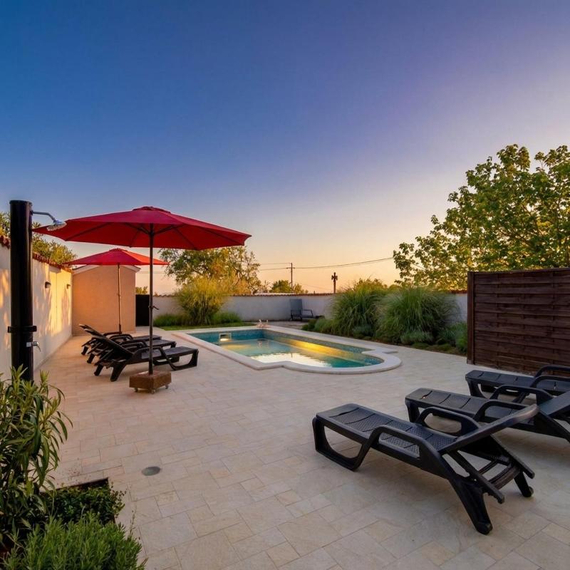 Spacious apartment with private pool - image 33