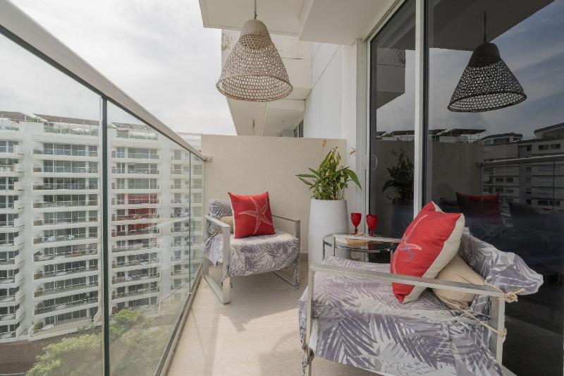 MQ1206 | Lujo vista y jacuzzi privado 2BD - image 13