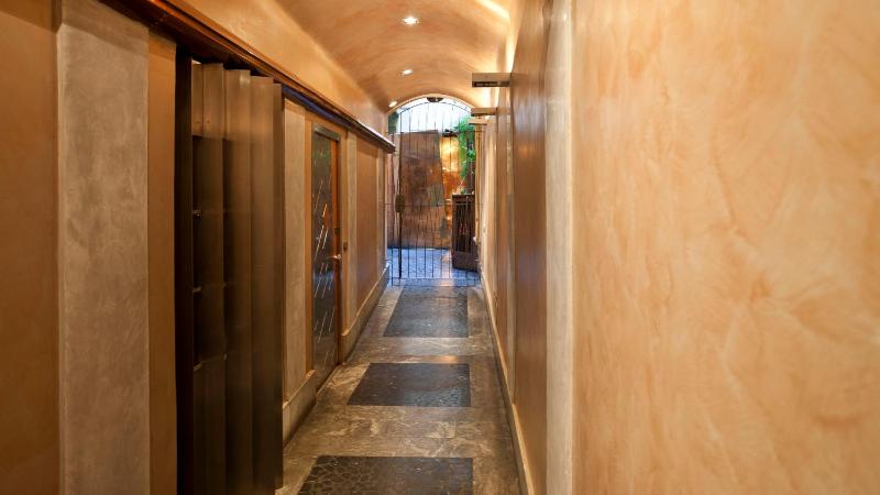 One-Bedroom Apartment image 2