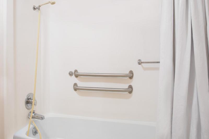 Double Room - Disability Access/Non-Smoking image 2