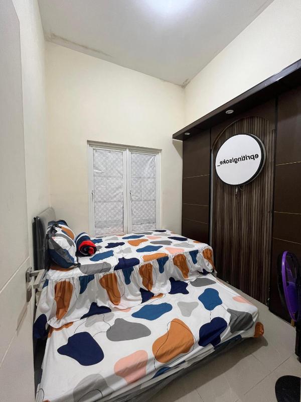 Heka Homestay Sewa Rumah Harian Dekat GOR Ken Arok - image 7