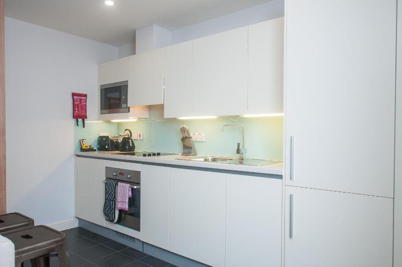 Two Bedroom Duplex Apartment image 4